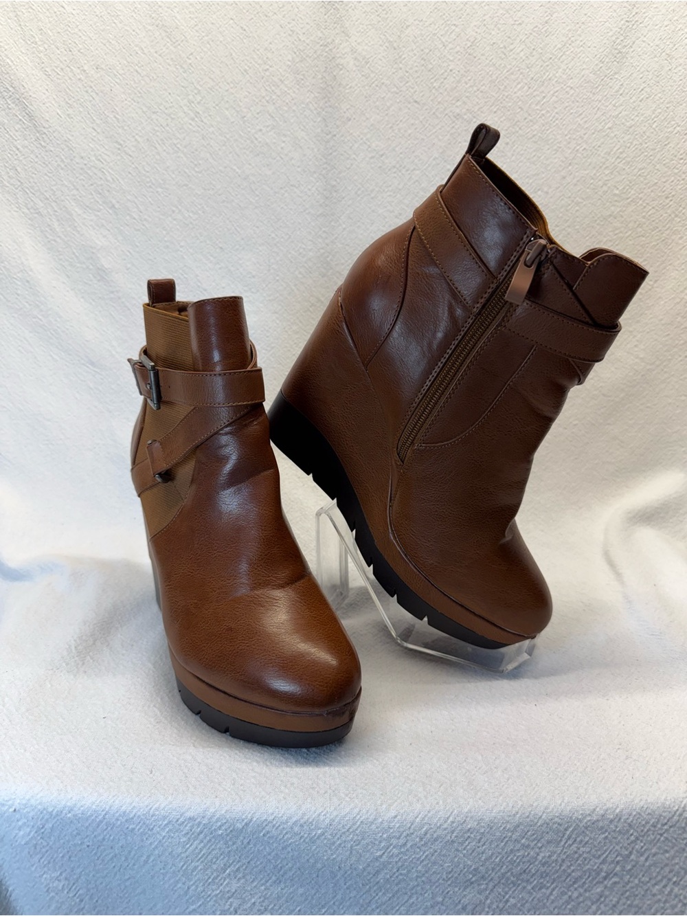 Mid Evil Inspired Sbicca Brown Wedge Platform Ankle Boots with Buckle & Side Zip